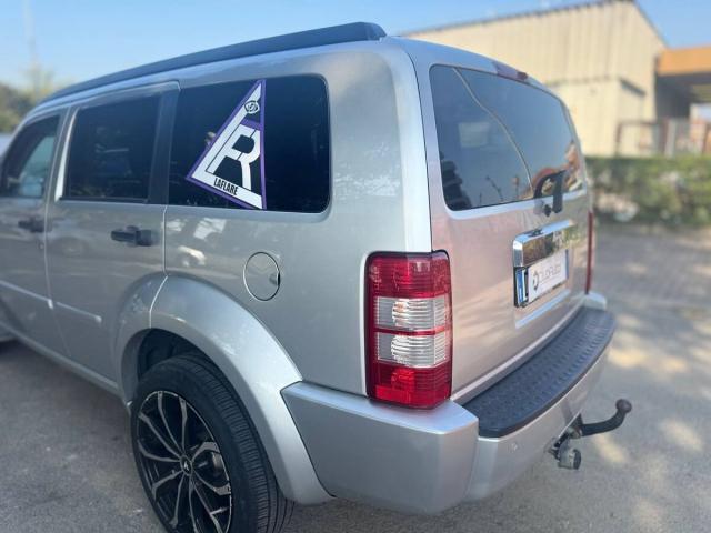 Dodge Nitro 4.0 V6 R T 4wd auto - Immagine 12