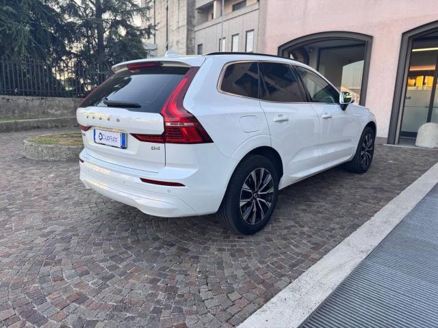 Volvo XC60 2.0 b4 Core awd auto - Immagine 4