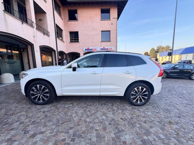 Volvo XC60 2.0 b4 Core awd auto - Immagine 14