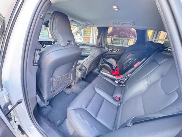 Volvo XC60 2.0 b4 Core awd auto - Immagine 25