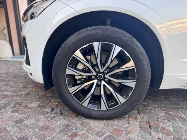 Volvo XC60 2.0 b4 Core awd auto - Immagine 2