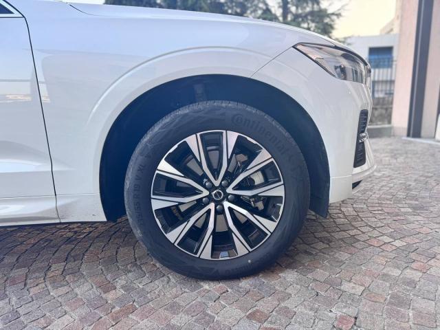 Volvo XC60 2.0 b4 Core awd auto - Immagine 17