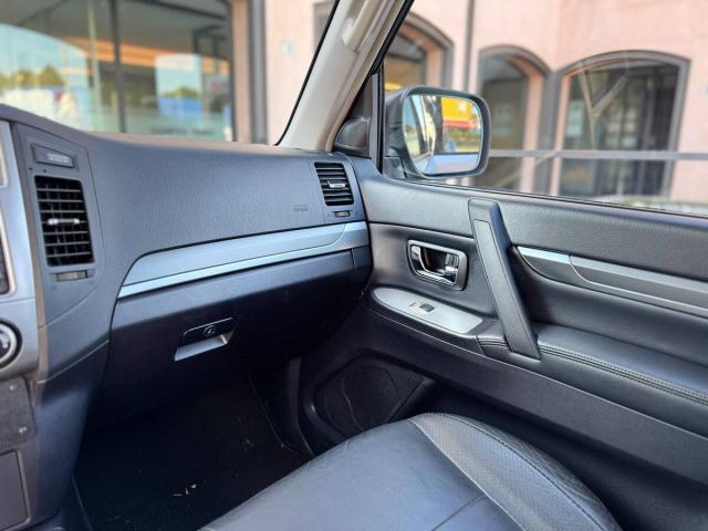 Mitsubishi Pajero 5 Porte Pajero 3.2 CR Invite 5p - Immagine 5