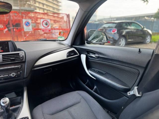 BMW Serie 1 116i Urban 5p E6 - Immagine 8