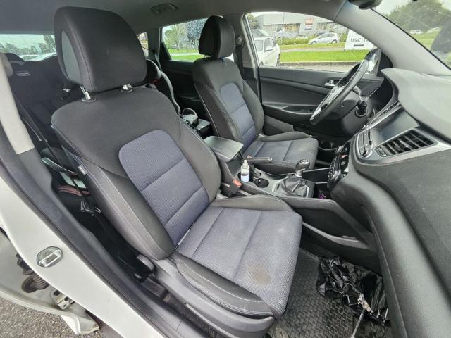 Hyundai Tucson 1.7 crdi Xpossible 2wd 115cv - Immagine 3