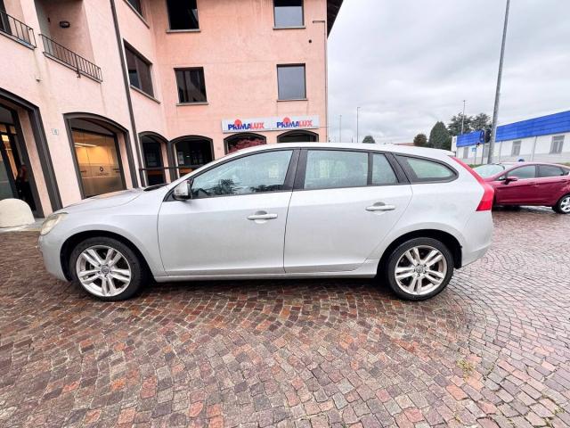 Volvo V60 I 2010 V60 2.0 D3 Summum - Immagine 3