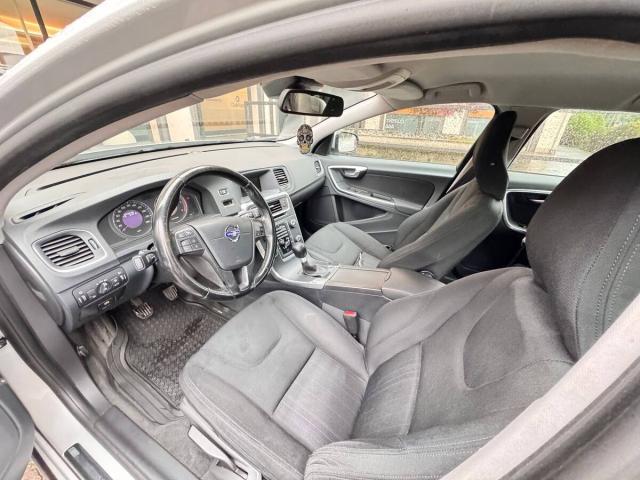 Volvo V60 I 2010 V60 2.0 D3 Summum - Immagine 10