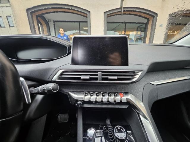 Peugeot 5008 1.2 pt t Allure s&s 130cv 7p.ti eat8 - Immagine 10
