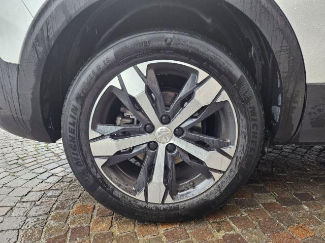 Peugeot 5008 1.2 pt t Allure s&s 130cv 7p.ti eat8 - Immagine 23