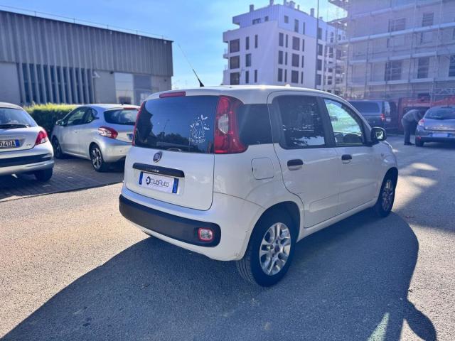 Fiat Panda 1.2 Lounge 69cv E6 - Immagine 2