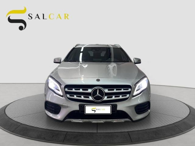 Mercedes Classe GLA 180 d Premium auto - Immagine 14