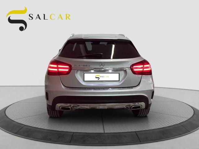 Mercedes Classe GLA 180 d Premium auto - Immagine 15