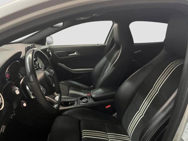 Mercedes Classe GLA 180 d Premium auto - Immagine 12