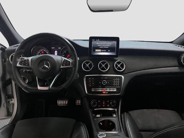 Mercedes Classe GLA 180 d Premium auto - Immagine 23