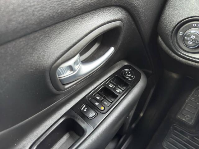 Jeep Renegade 2.0 mjt S 4wd 140cv auto 9m - Immagine 13