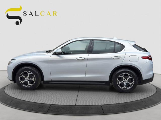 Alfa Romeo Stelvio 2.2 t Business Q4 190cv auto - Immagine 16