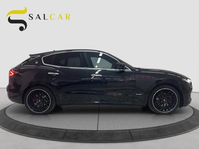 Maserati Levante 3.0 V6 250cv auto - Immagine 16