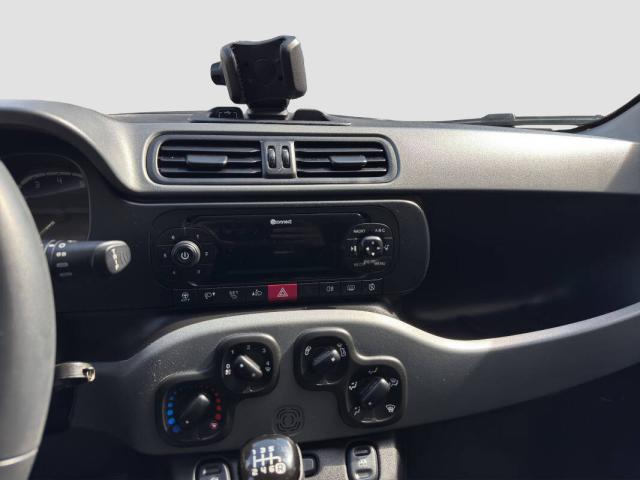 Fiat Panda III 1.0 firefly hybrid City Life s&s 70cv 5p.ti - Immagine 12