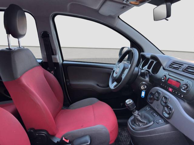 Fiat Panda 1.3 mjt 16v Lounge 75cv - Immagine 8