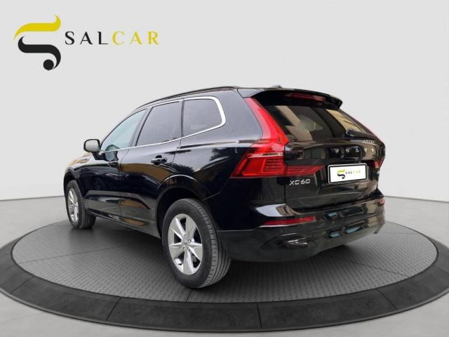 Volvo XC60 2.0 b4 Momentum Pro awd auto - Immagine 13