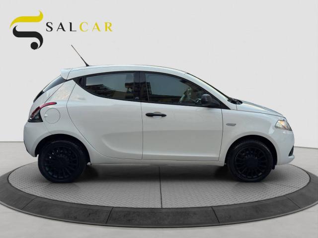 Lancia Ypsilon 1.2 Elefantino Blu s&s 69cv my19 - Immagine 2