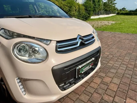 Jeep Avenger 1.2 turbo e-hybrid mhev Longitude fwd 110cv edct6 - Immagine 12
