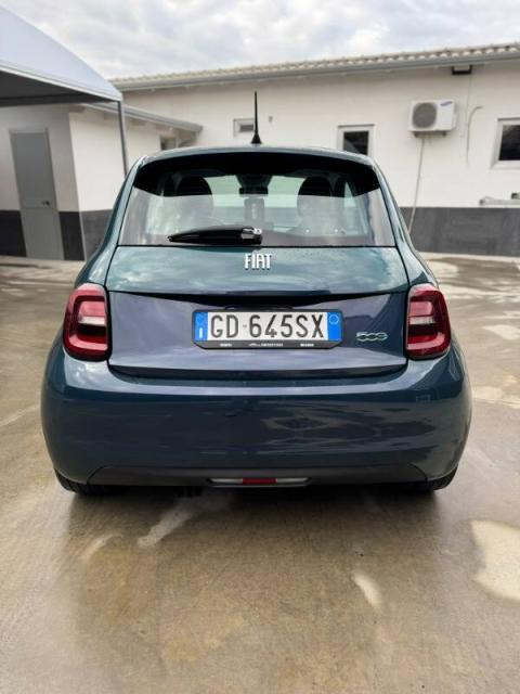 Fiat 500 42 kWh La Prima - Immagine 12