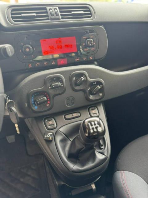 Fiat Panda 1.2 Easy s&s 69cv my19 - Immagine 8