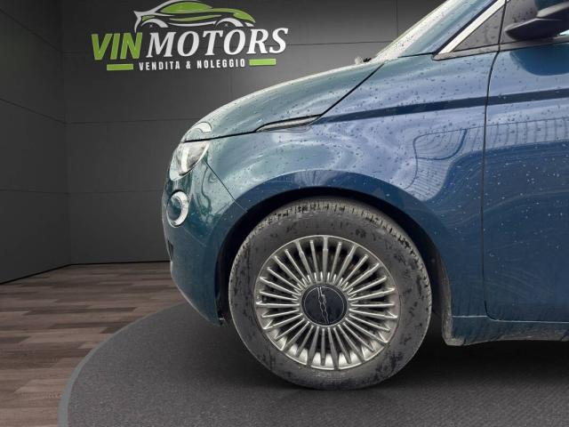 Fiat 500 42 kWh La Prima - Immagine 9