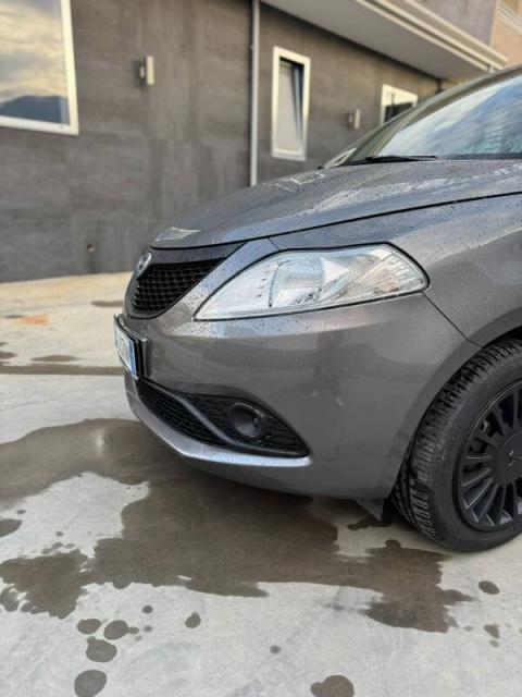 Lancia Ypsilon 1.2 Monogram Gpl 69cv - Immagine 17