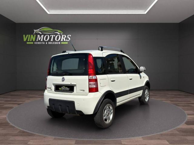 Fiat Panda 1.3 mjt 16v Climbing 4x4 75cv my12 - Immagine 9