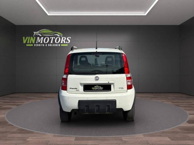 Fiat Panda 1.3 mjt 16v Climbing 4x4 75cv my12 - Immagine 18