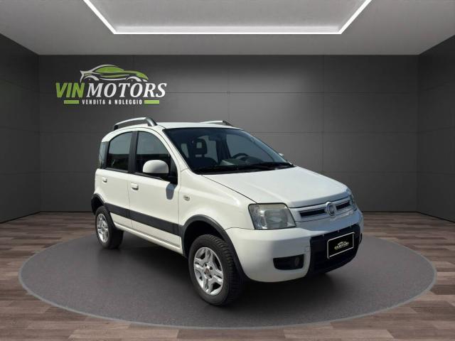 Fiat Panda 1.3 mjt 16v Climbing 4x4 75cv my12 - Immagine 13