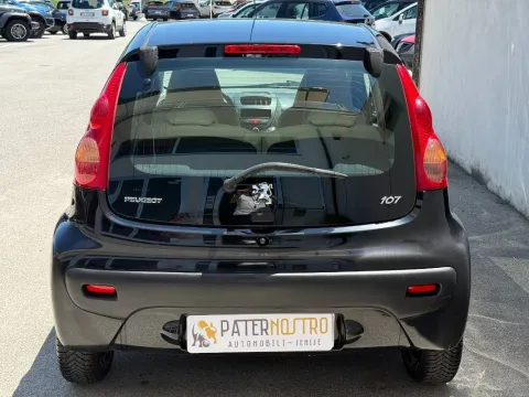 Peugeot 107 5p 1.0 12v Sweet Years c/navi - Immagine 4