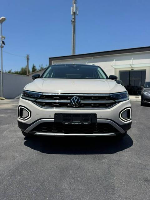 Volkswagen T-Roc 2.0 tdi Style 150cv dsg - Immagine 1