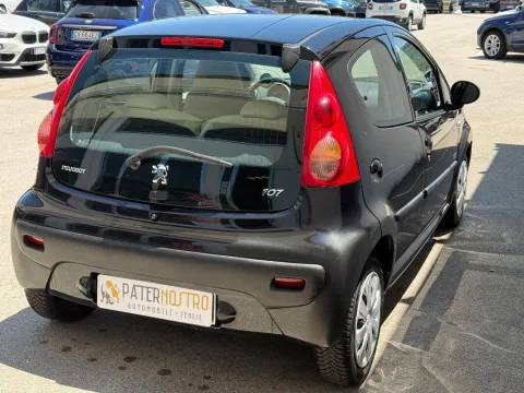 Peugeot 107 5p 1.0 12v Sweet Years c/navi - Immagine 5