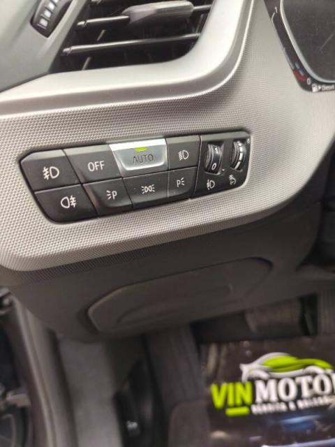 BMW Serie 1 116d Advantage auto - Immagine 8