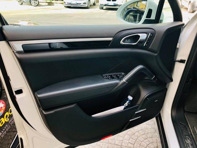 Porsche Cayenne Cayenne 3.0 tiptronic - Immagine 18