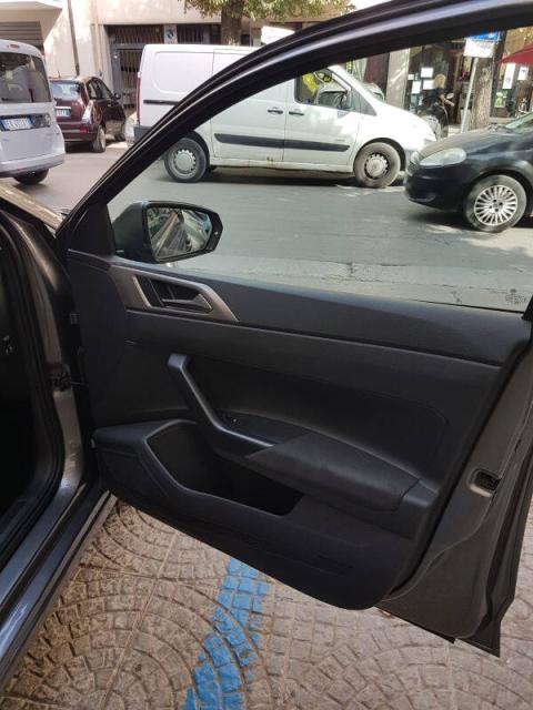 Volkswagen Polo 5p 1.0 evo Comfortline 80cv - Immagine 13