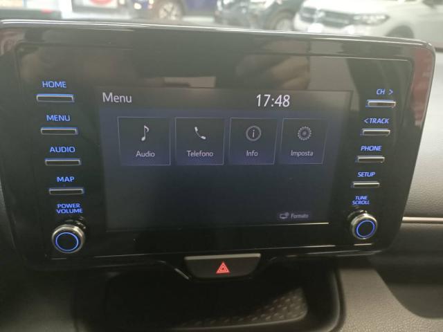 Toyota Yaris 1.5 hybrid Active - Immagine 18