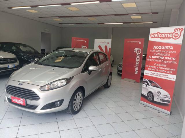 Ford Fiesta Fiesta 5p 1.0 Black&White 80cv - Immagine 7