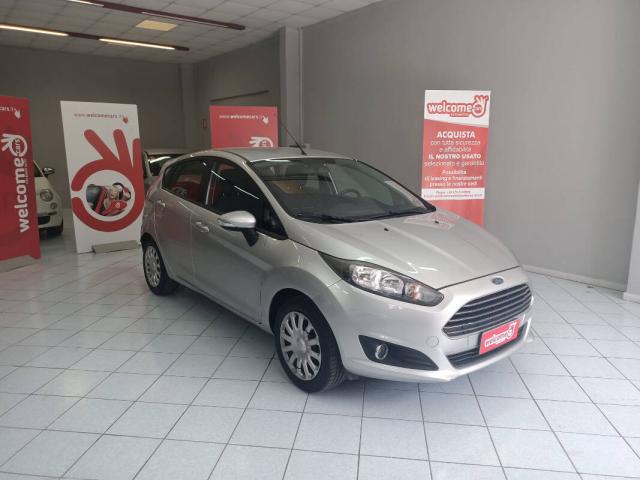 Ford Fiesta Fiesta 5p 1.0 Black&White 80cv - Immagine 8