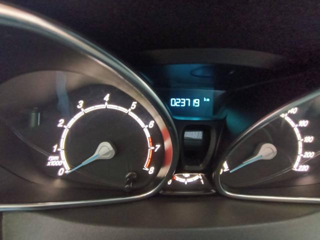 Ford Fiesta Fiesta 5p 1.0 Black&White 80cv - Immagine 2