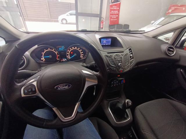 Ford Fiesta Fiesta 5p 1.0 Black&White 80cv - Immagine 23