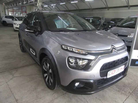 Citroen C3 1.2 puretech Max s&s 110cv - Immagine 2