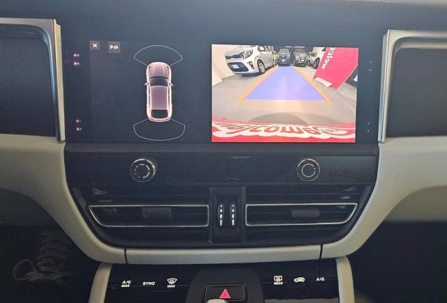 Porsche Macan 2.0 265cv pdk - Immagine 13