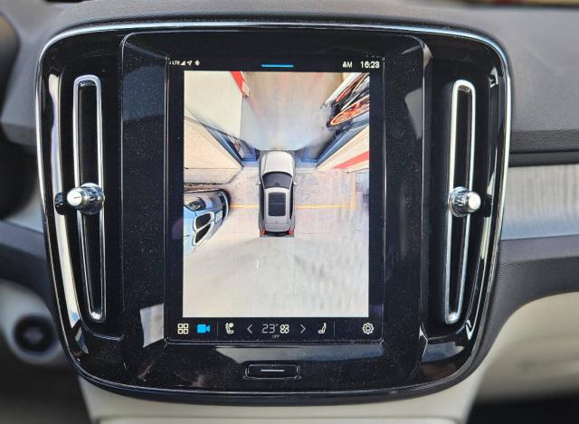 Volvo XC40 2.0 b3 Ultra Dark auto - Immagine 26