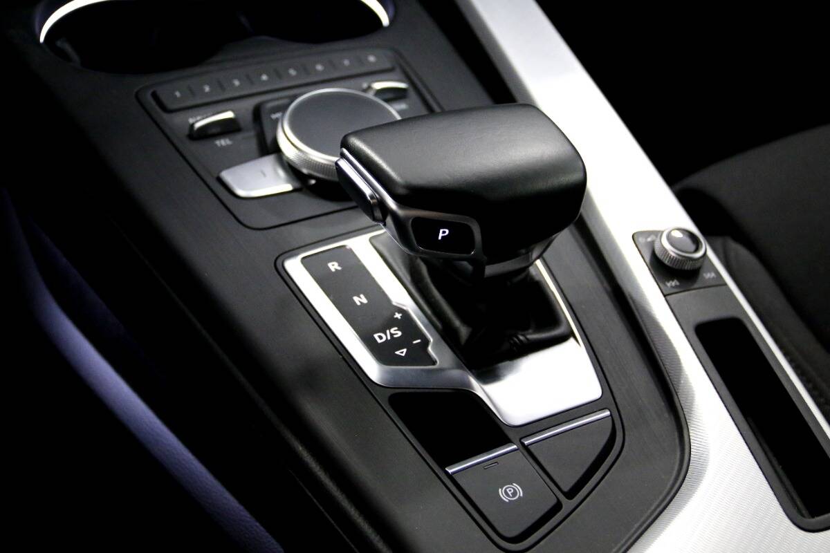 Mercedes GLC 300 d Sport 4matic auto - Immagine 15