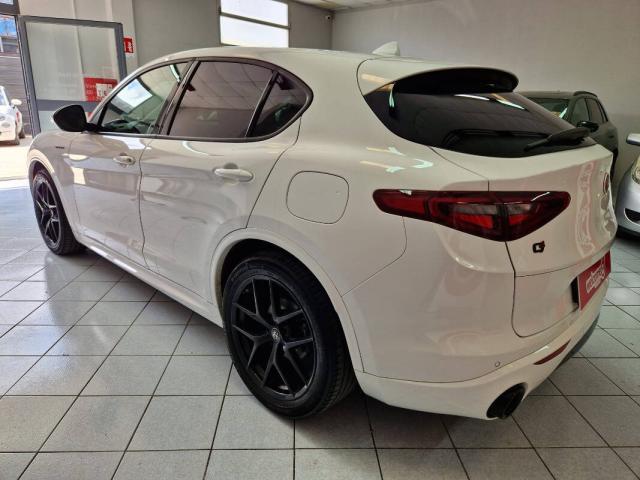 Alfa Romeo Stelvio 2.2 t Veloce Q4 210cv auto - Immagine 18