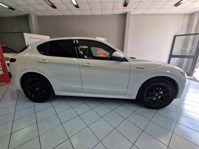 Alfa Romeo Stelvio 2.2 t Veloce Q4 210cv auto - Immagine 19